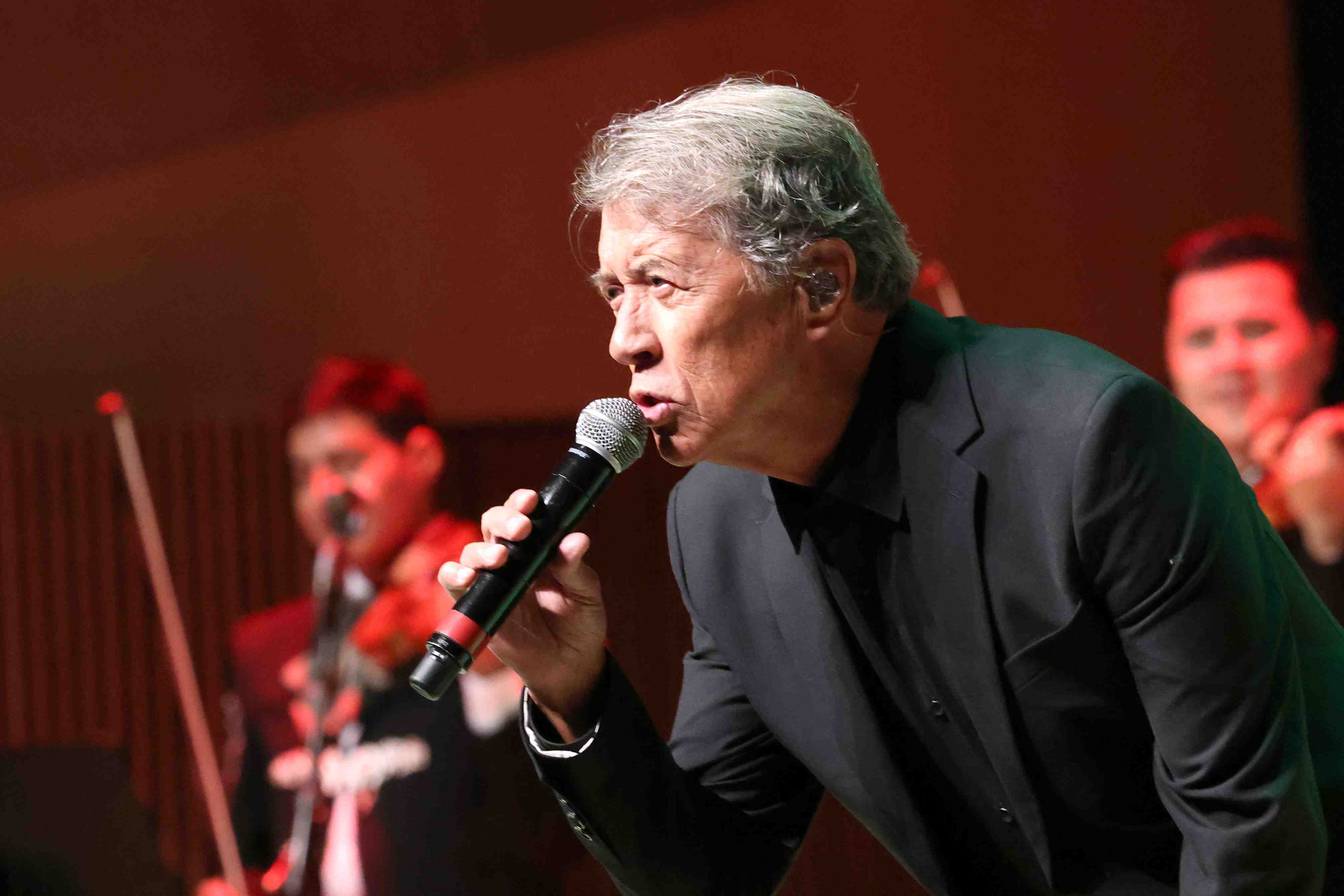 https://entrefam.com.mx/img/jose_maria_napoleon_el_mariachi_vargas_presentan_su_album_de_corazon_mexicano/ENTREFAM091020250551.JPG