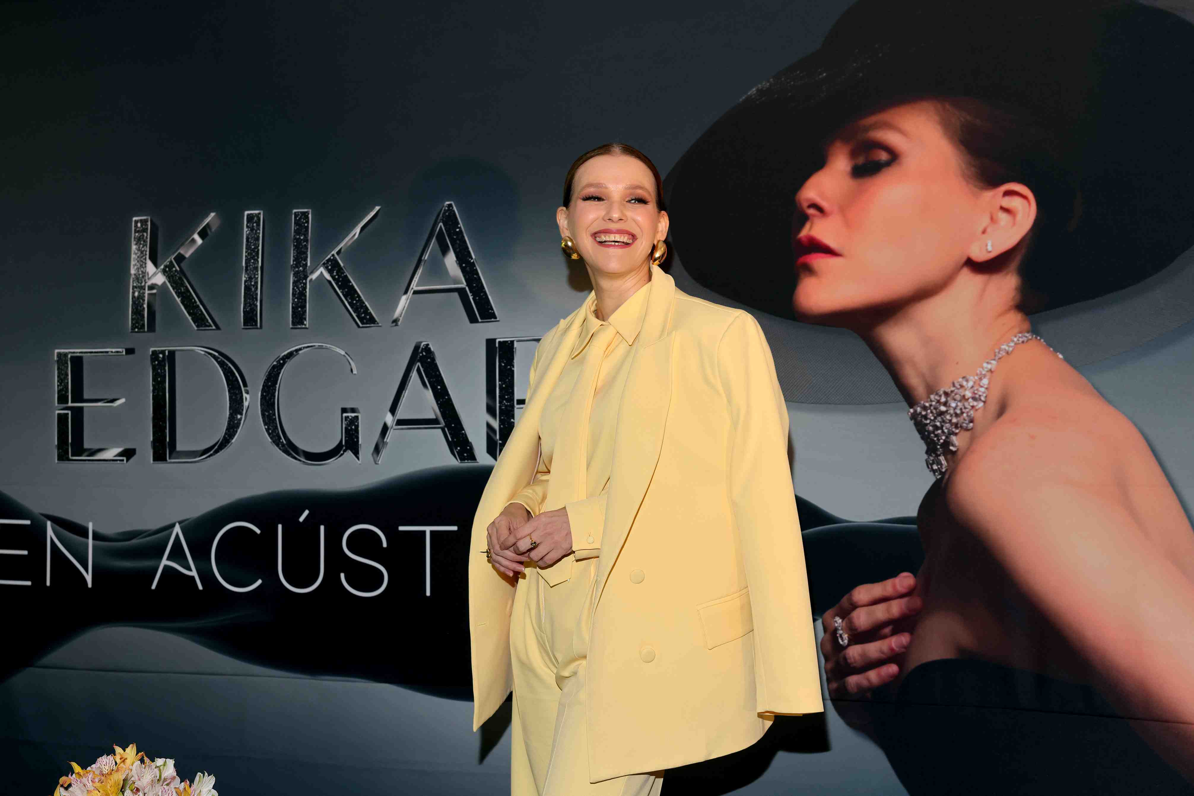 https://entrefam.com.mx/img/la_cantante_y_actriz_kika_edgar_presenta_su_nuevo_album_titulado_desnuda/ENTREFAM160620253771.JPG