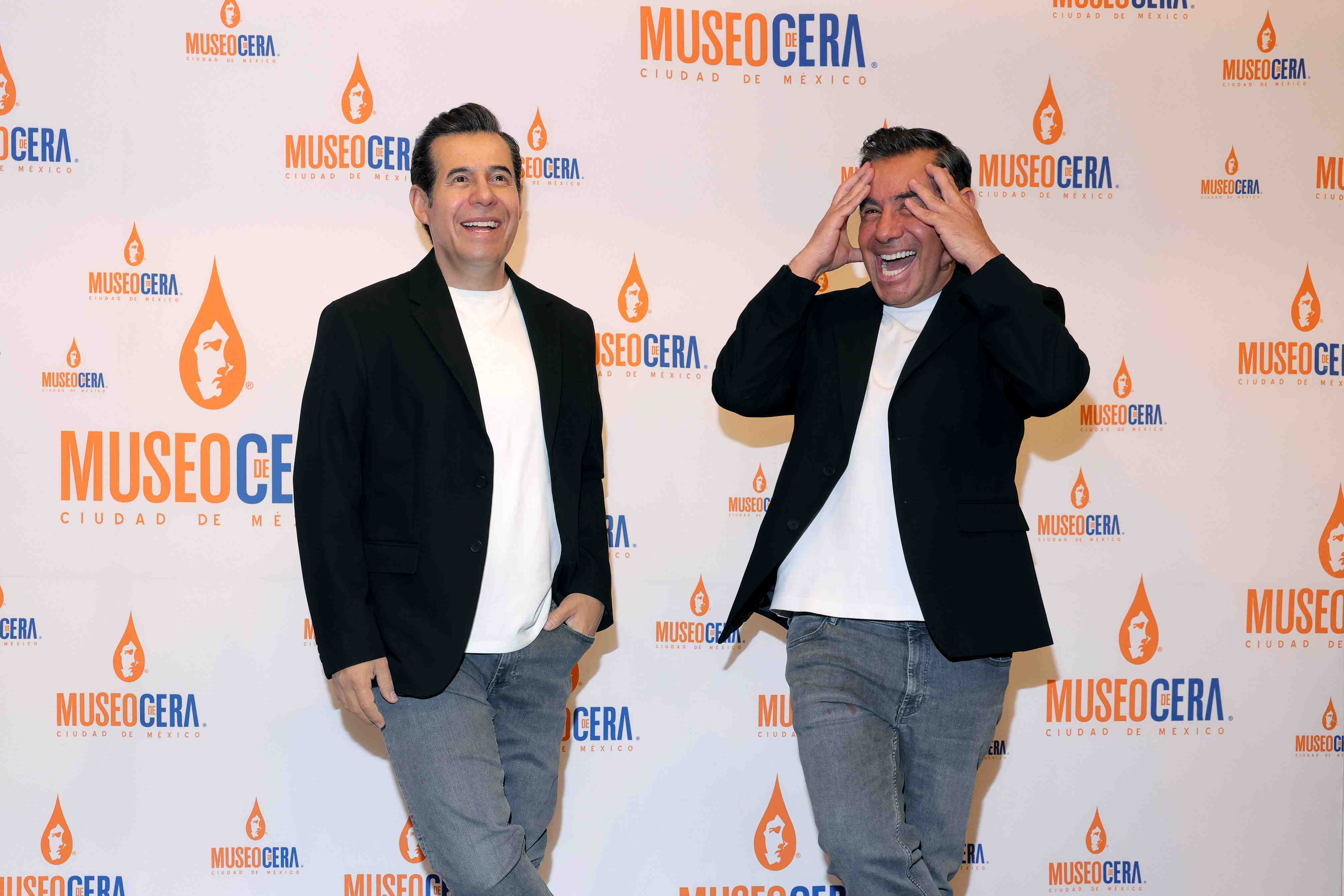 https://entrefam.com.mx/img/yordi_rosado_develo_su_figura_en_el_museo_de_cera_de_la_cdmx/ENTREFAM260320254674.JPG